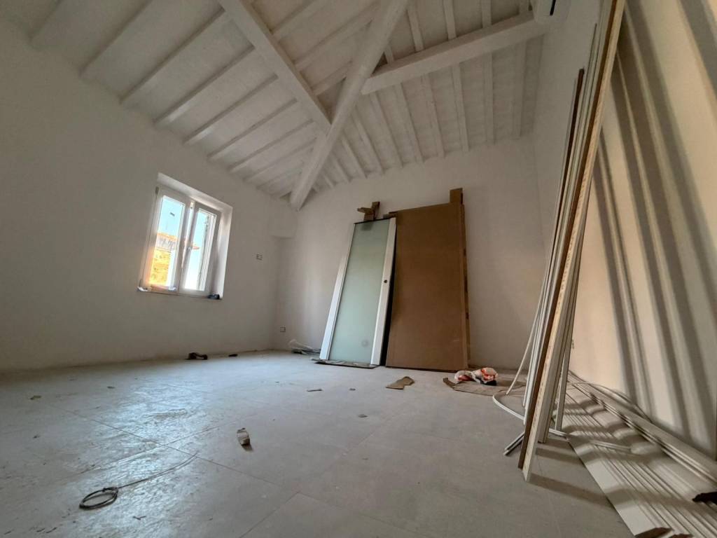 casa indipendente in vendita a Lastra a Signa in zona Ginestra Fiorentina