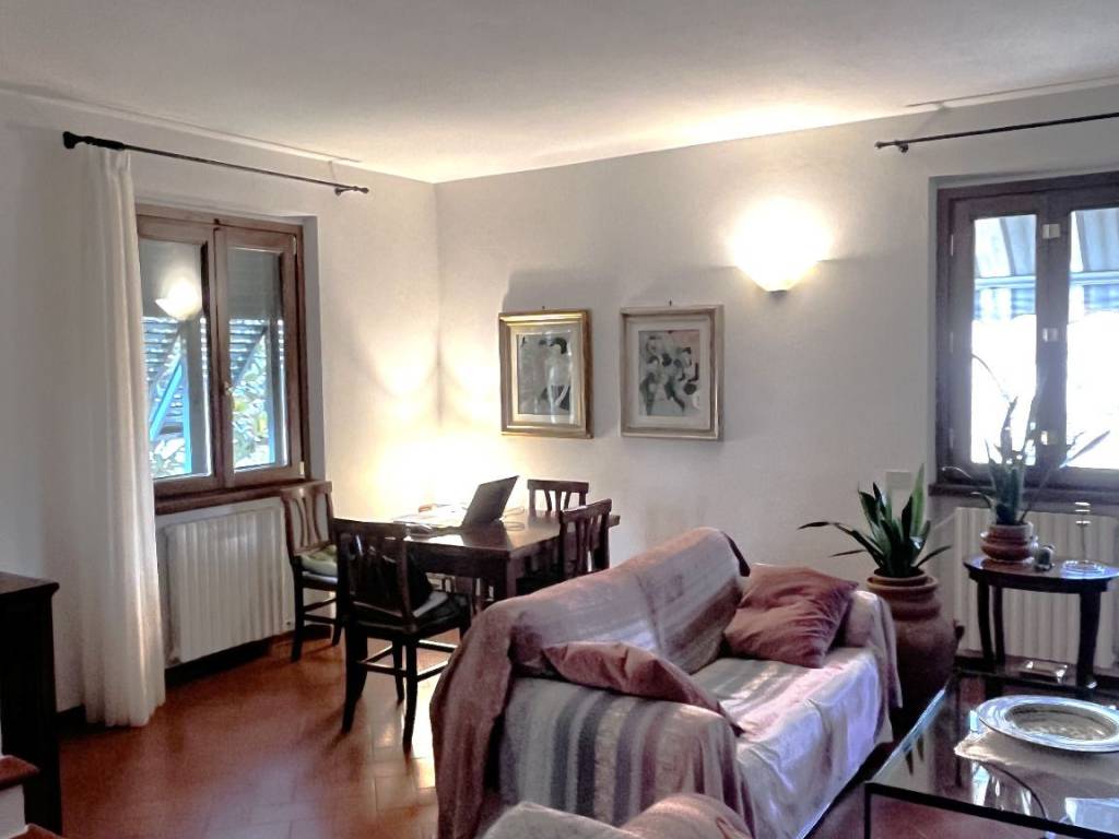 casa semindipendente in vendita a Lastra a Signa
