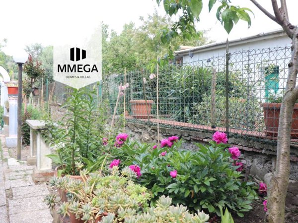casa indipendente in vendita a Lastra a Signa