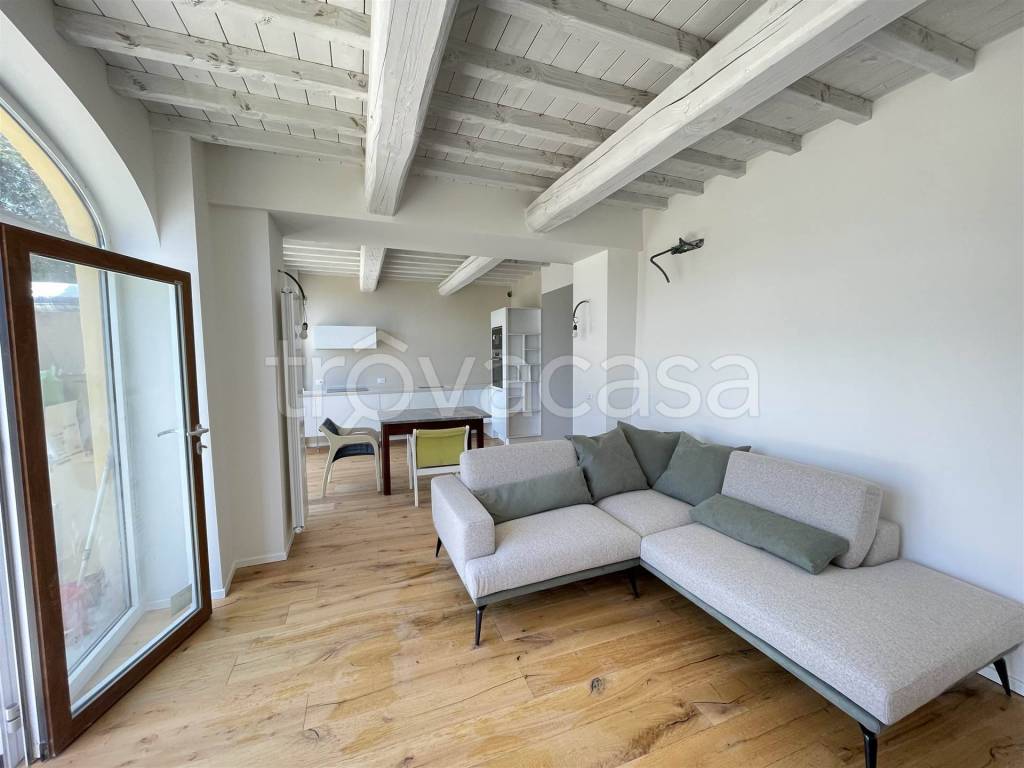 casa indipendente in vendita a Lastra a Signa in zona Ponte a Signa