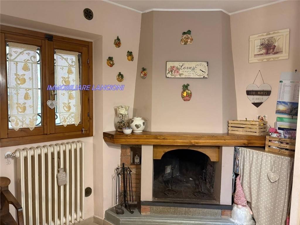 casa indipendente in vendita a Lastra a Signa