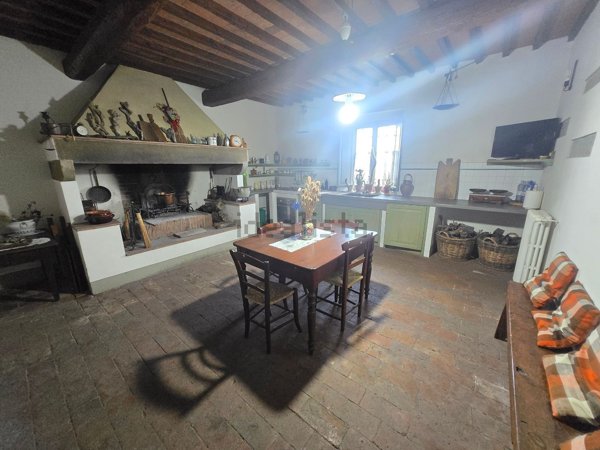 appartamento in vendita a Lastra a Signa in zona La Luna