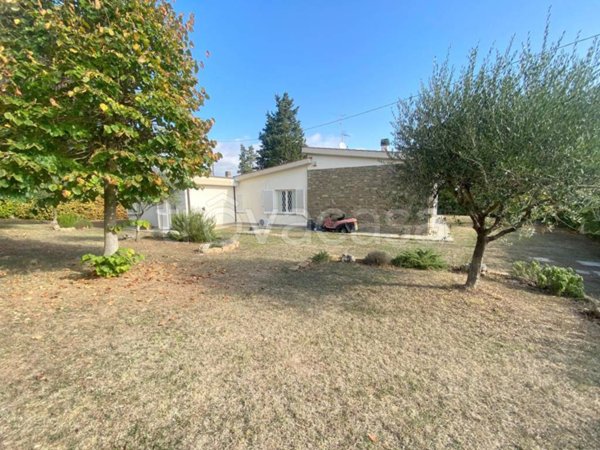 casa indipendente in vendita a Lastra a Signa in zona Ginestra Fiorentina