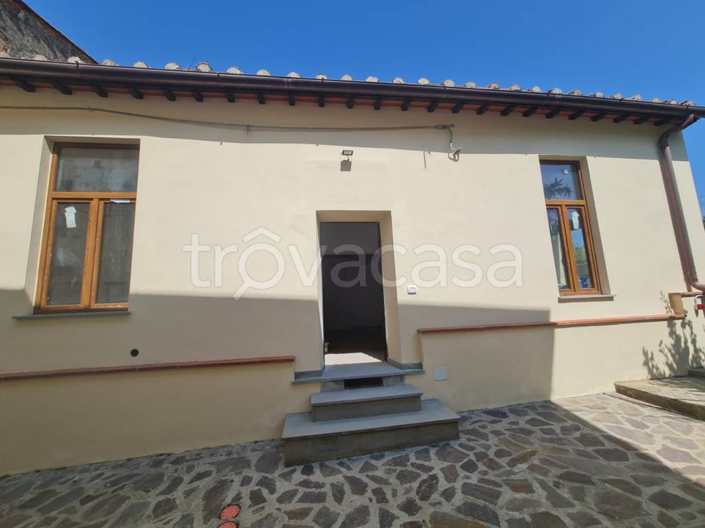casa indipendente in vendita a Lastra a Signa in zona Inno