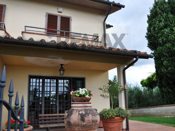 casa indipendente in vendita a Lastra a Signa in zona La Luna