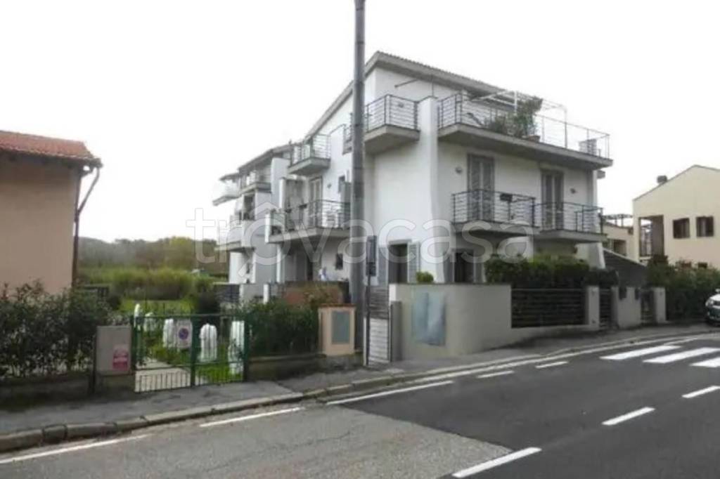 appartamento in vendita a Lastra a Signa in zona Ginestra Fiorentina