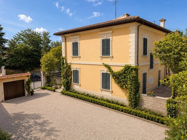 appartamento in vendita a Lastra a Signa