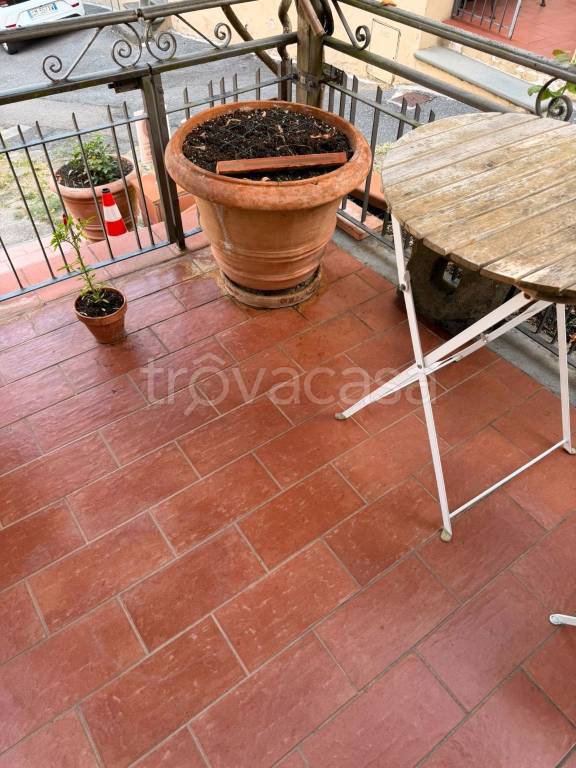 appartamento in vendita a Lastra a Signa in zona Ginestra Fiorentina