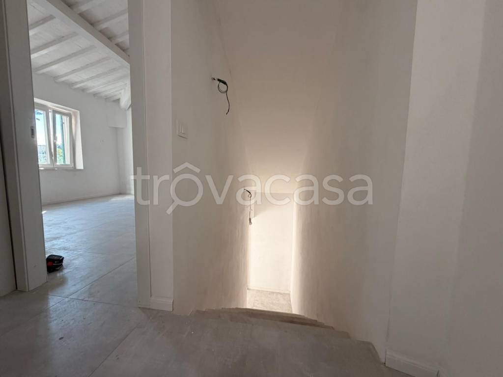 casa indipendente in vendita a Lastra a Signa in zona Carcheri