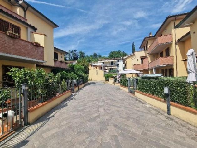 appartamento in vendita a Lastra a Signa in zona Ginestra Fiorentina