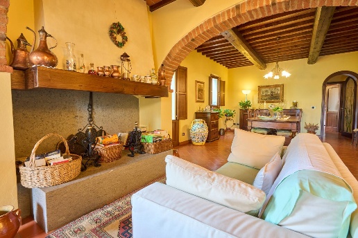 casa indipendente in vendita a Lastra a Signa in zona Calcinaia