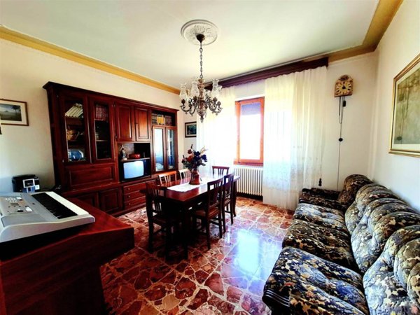 appartamento in vendita a Lastra a Signa in zona Calcinaia