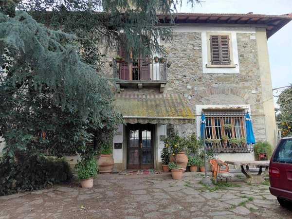 casa indipendente in vendita a Lastra a Signa in zona La Luna