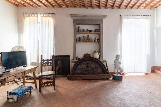 casa indipendente in vendita a Lastra a Signa in zona Calcinaia