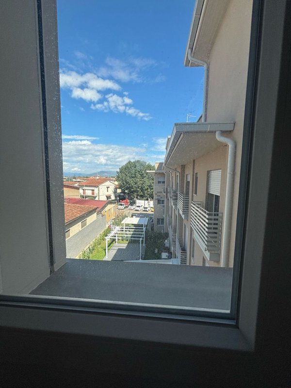 appartamento in vendita a Lastra a Signa in zona Calcinaia