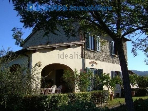 casale in vendita a Lastra a Signa in zona Marliano