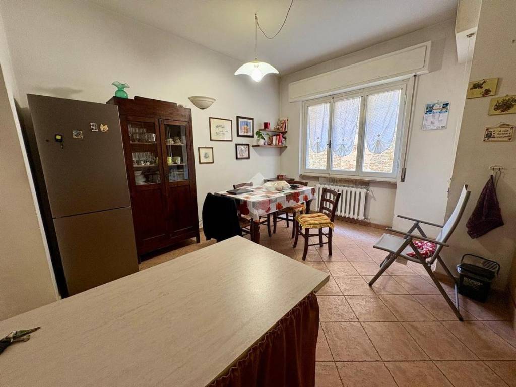 appartamento in vendita a Lastra a Signa in zona Ponte a Signa