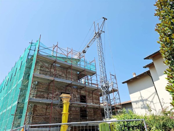 appartamento in vendita a Lastra a Signa in zona Ponte a Signa