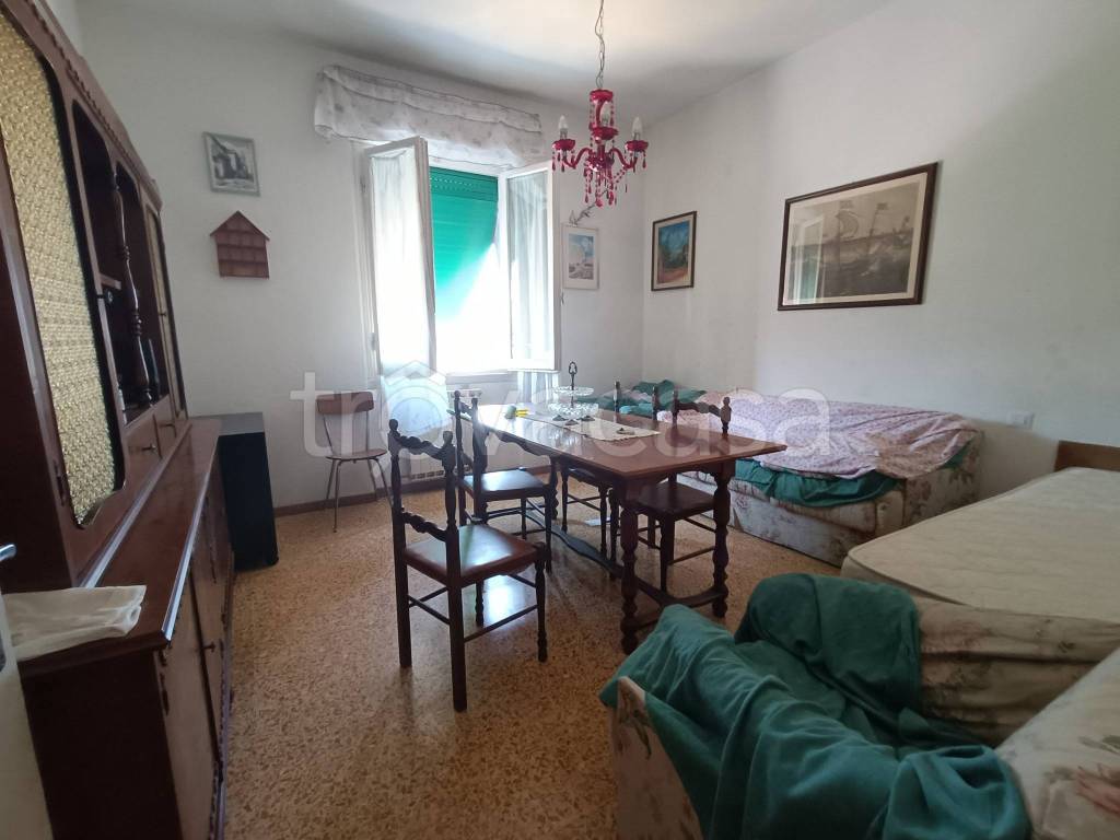 appartamento in vendita a Lastra a Signa in zona Ponte a Signa