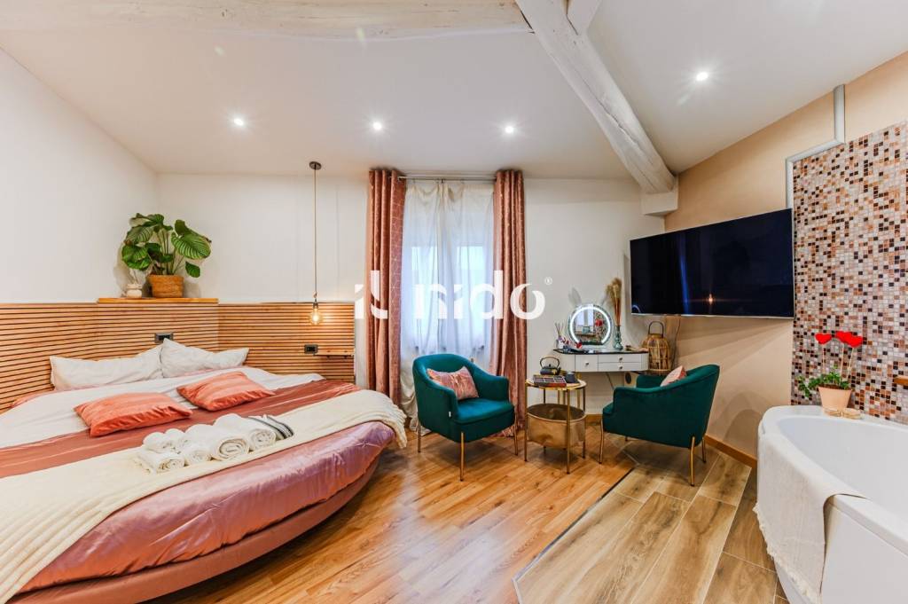 casa indipendente in vendita a Lastra a Signa in zona Ginestra Fiorentina