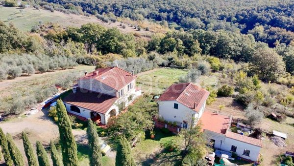 casa indipendente in vendita a Lastra a Signa