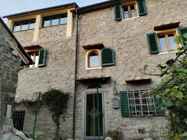 appartamento in vendita a Londa