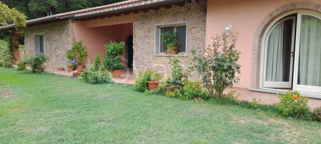casa indipendente in vendita a Londa