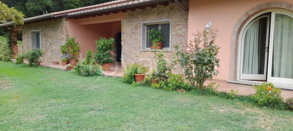 casa indipendente in vendita a Londa
