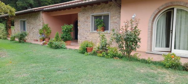 casa indipendente in vendita a Londa