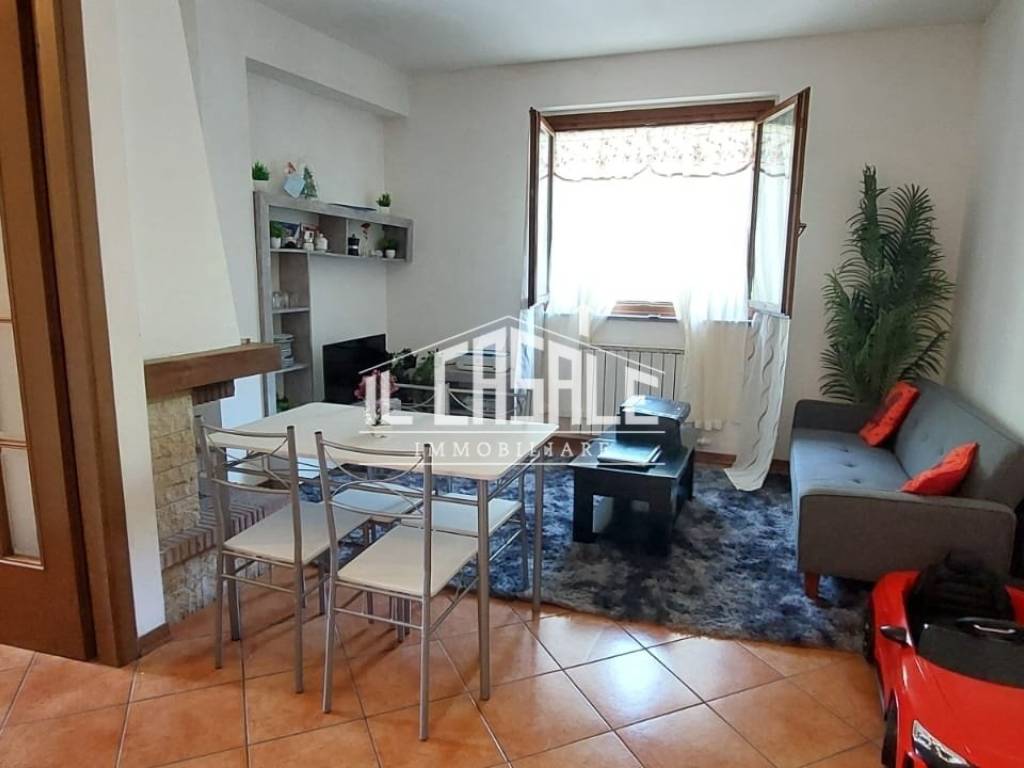 appartamento in vendita a Londa