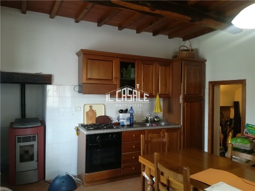 appartamento in vendita a Londa in zona Fornace