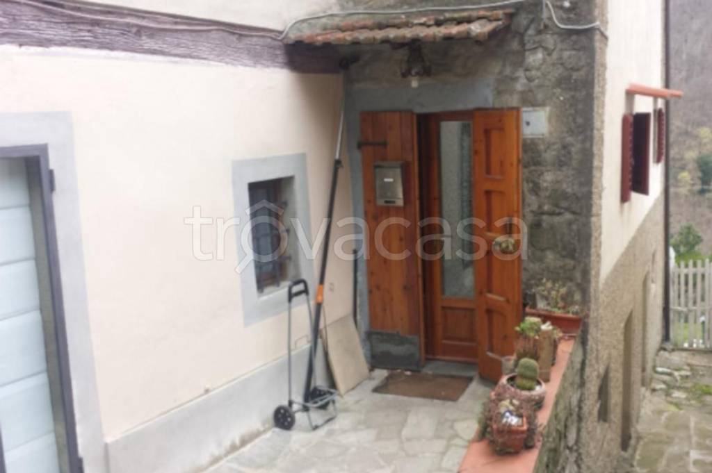 appartamento in vendita a Londa