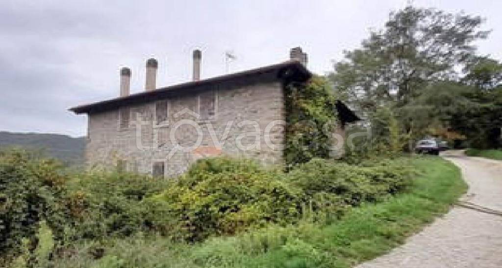 appartamento in vendita a Londa in zona Vierle