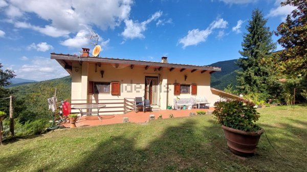casa indipendente in vendita a Londa