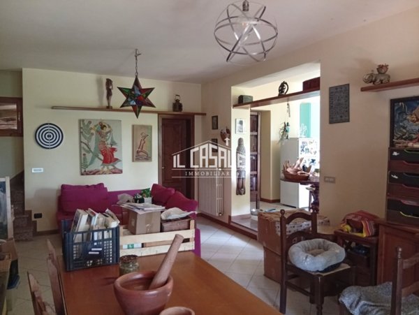 casa indipendente in vendita a Londa in zona Rata