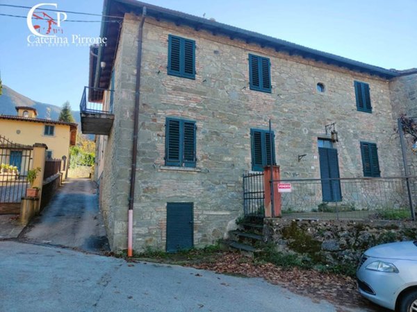 casa indipendente in vendita a Londa