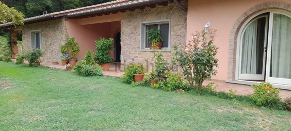 casa indipendente in vendita a Londa