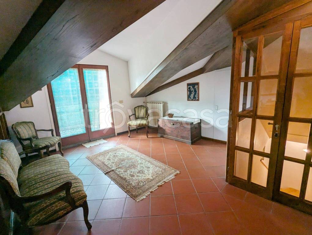 appartamento in vendita a Londa