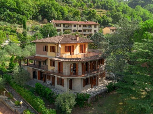 casa indipendente in vendita a Londa