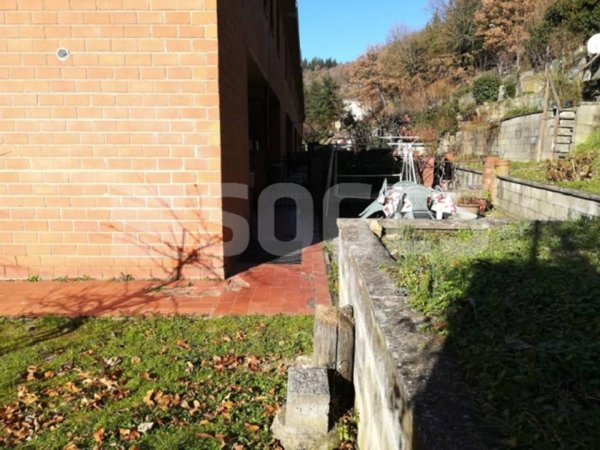 appartamento in vendita a Londa