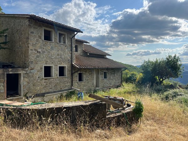 casale in vendita a Londa