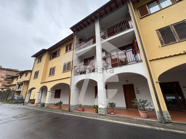 appartamento in vendita a Londa