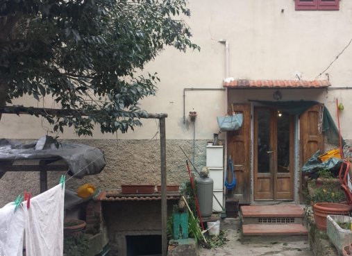 appartamento in vendita a Londa