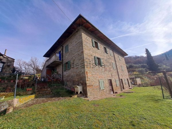 appartamento in vendita a Londa