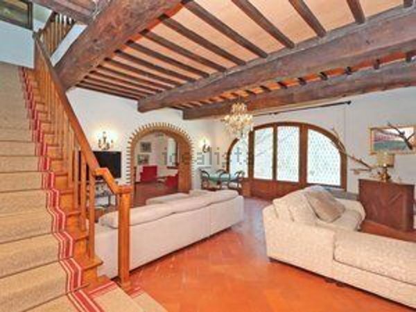 casa indipendente in vendita a Londa in zona Caiano