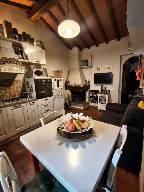 appartamento in vendita a Londa