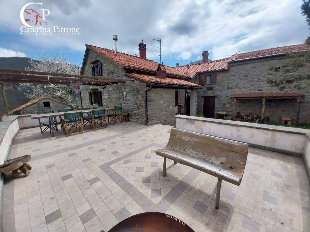 casa indipendente in vendita a Londa