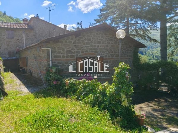 appartamento in vendita a Londa in zona Rincine