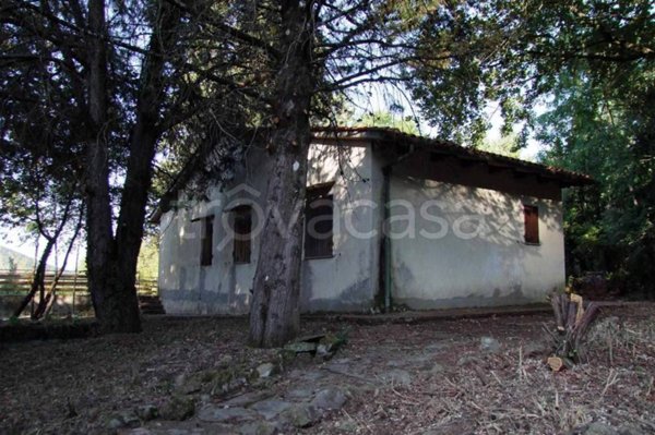 casa indipendente in vendita a Londa