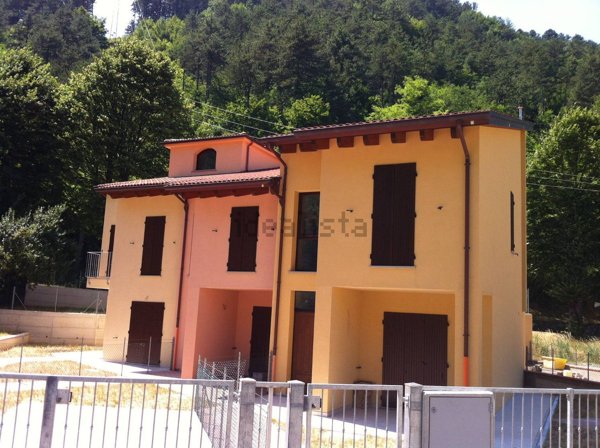 appartamento in vendita a Marradi in zona Crespino